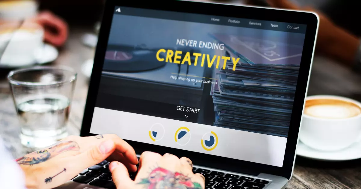 Desenvolvimento Web D-Solver Digital Sites